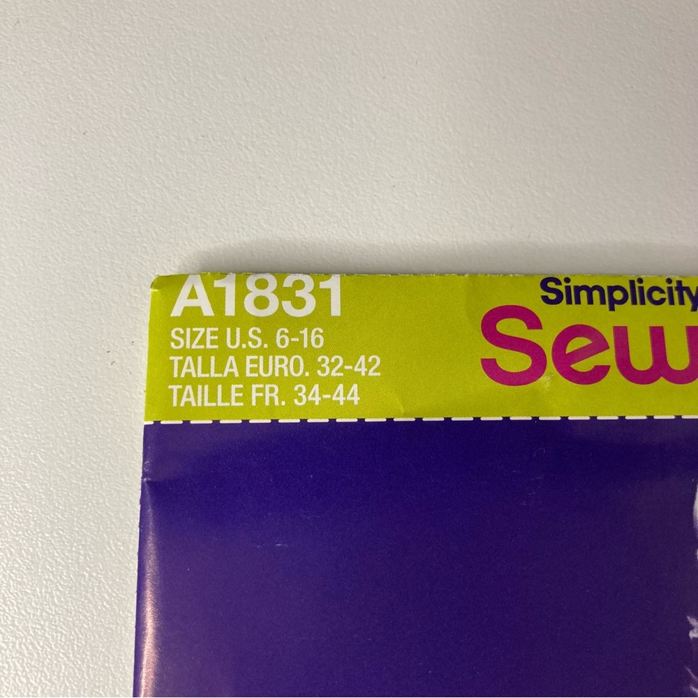 Simplicity Sew Simple Pattern A1831 - Picture 3 of 5